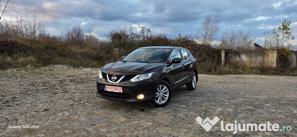 Nissan Qashqai/2015/1,5 DCI/110 CP/Clima/Navi/Pilot/Camera/Leduri