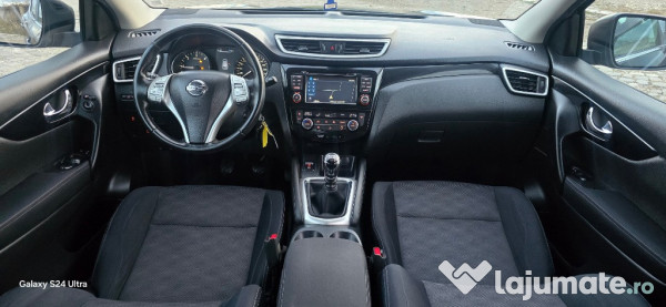 Nissan Qashqai/2015/1,5 DCI/110 CP/Clima/Navi/Pilot/Camera/Leduri