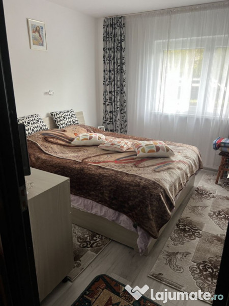 Apartament 2 camere Centrul Civic Toamnei