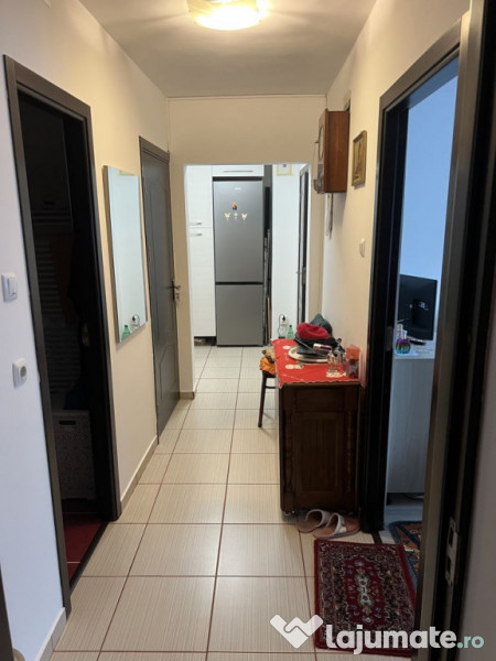 Apartament 2 camere Centrul Civic Toamnei