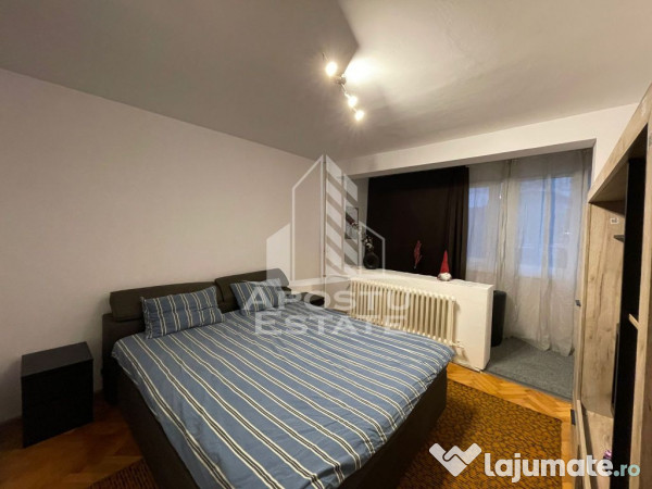 Apartament 2 camere, Decomandat, zona Spitalul Judetean.