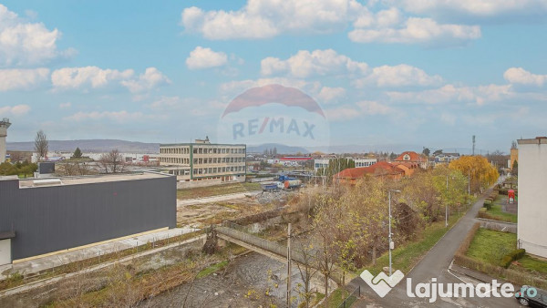 Apartament 2 Camere Ultracentral Râșnov – Mobilat, Mu...