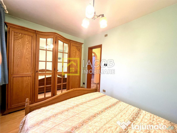 Apartament 3 camere decomandate, etaj 1, str. Narciselor 15,
