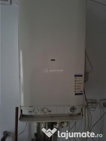 De inchiriat Spatiu comercial si teren strada Bucuresti lang 