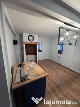 Casa P+M de vanzare, situata in Poiana-Constanta 