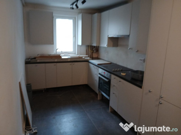 Apartament 2 camere de vanzare, zona Ursului (Centrala) 