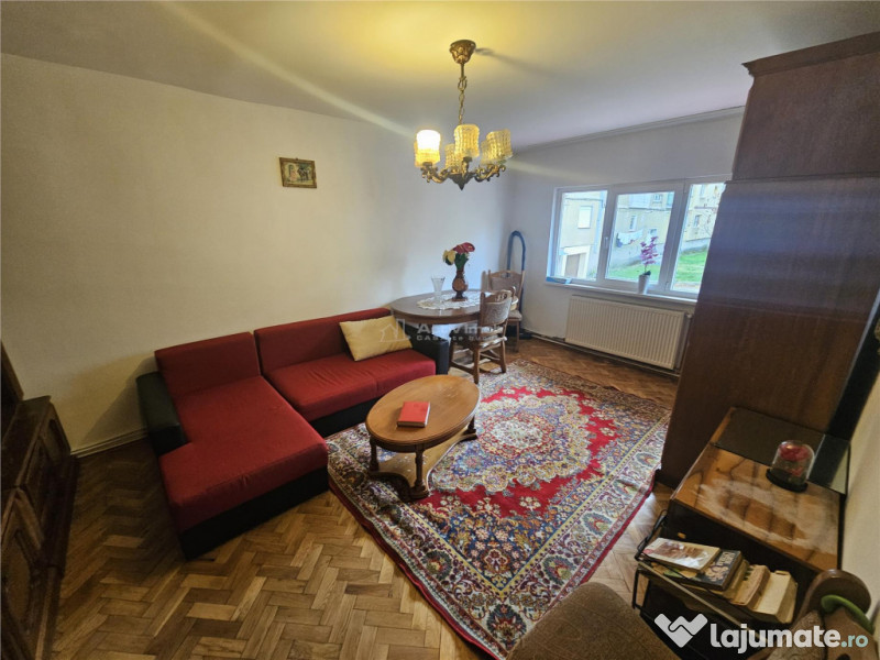 Resita, 3 Cam. Dec., Mobila Utilat, Parter Inalt, Micro 4