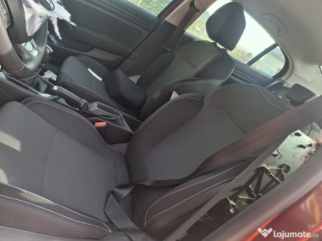 Dezmembrez Renault Megane 4 Sedan Facelift 1.3 TCE H5H-E4 140 cai