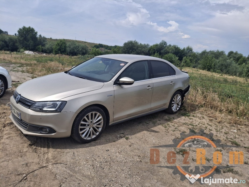 Dezmembrez VW Jetta MK6 1.4 TSI Hybrid CRJA 150 cai Cutie DSG 7 PMY 