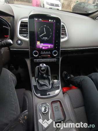 Renault Espace V 7 locuri