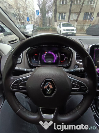 Renault Espace V 7 locuri