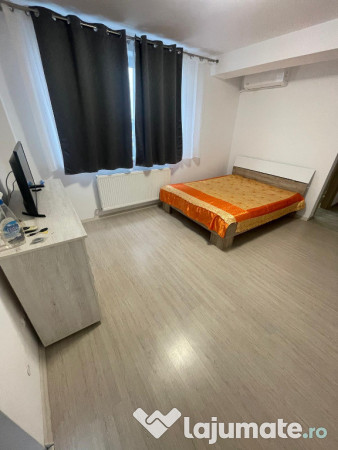 Garsoniera de vanzare\mobilata si utilata complet 