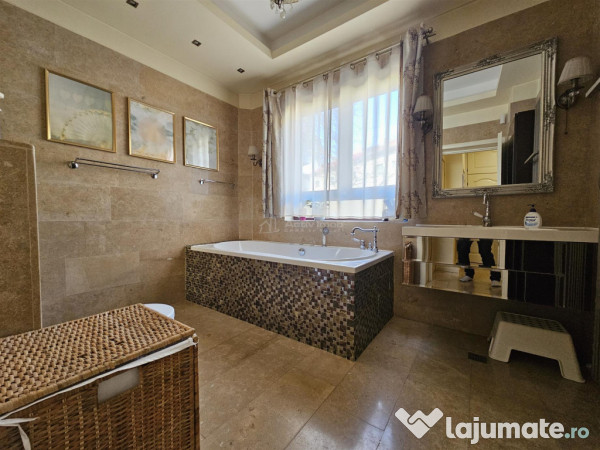 4 cam floreasca, plus 1 cam mansarda(birou), in vila, curte, 