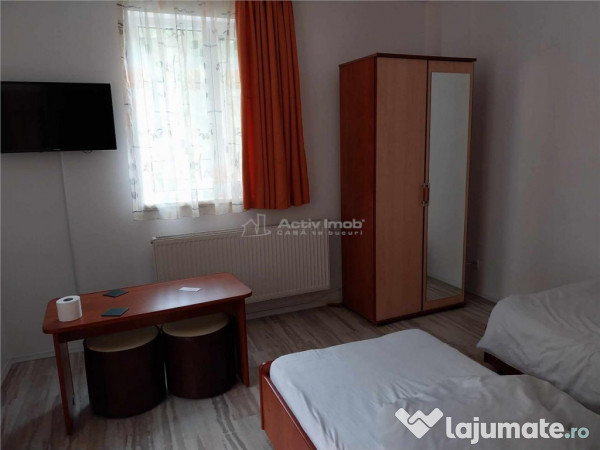 Vila / Pensiune 12 Camere - Afacere la Cheie- Predeal Cla