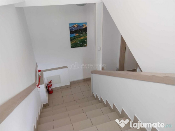 Vila / Pensiune 12 Camere - Afacere la Cheie- Predeal Cla