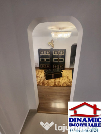 Apartament 2 camere, zona centrala, 430 Euro/lunar