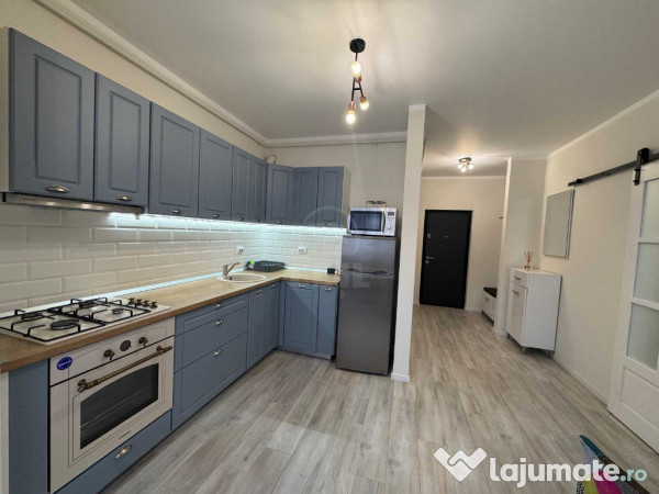 Apartament de 2 camere, semidecomandat, zona Avram Iancu