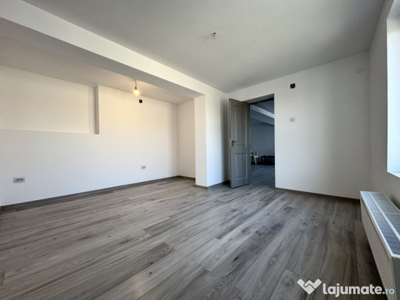 Vilă spațioasă, ideală pentru două familii, preț excel