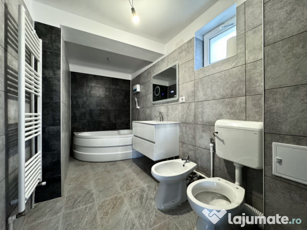 Vilă spațioasă, ideală pentru două familii, preț excel