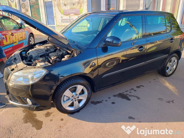 Skoda fabia 2015 autoturism 