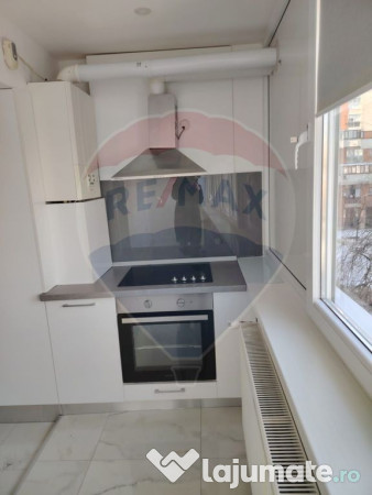 Apartament cu 2 camere de închiriat în zona Central 