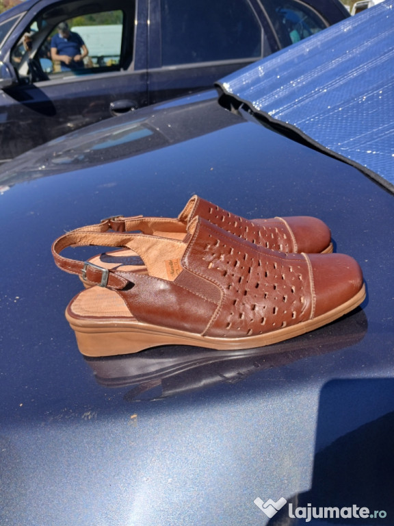 Pantofi pentru femei