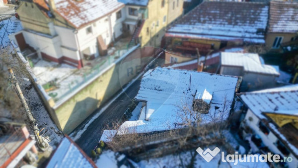 De vânzare – Casă veche cu potențial, Scheii Brașov...