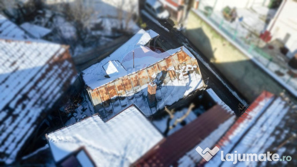 De vânzare – Casă veche cu potențial, Scheii Brașov...