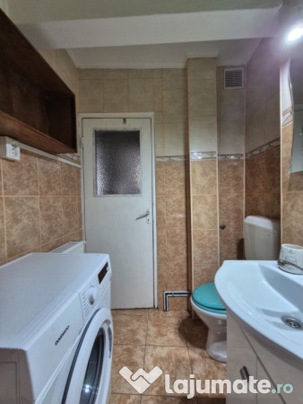 Garsonieră 33 mp, boxă + parcare – Avantgarden 2, Brașov