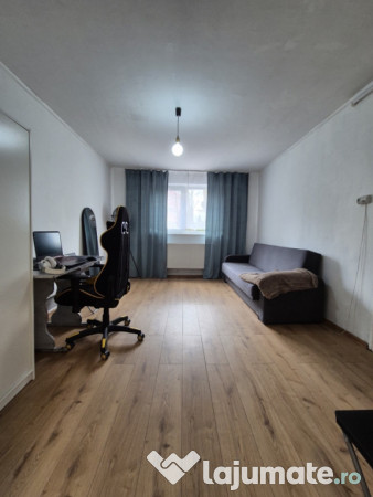 Garsonieră 33 mp, boxă + parcare – Avantgarden 2, Brașov