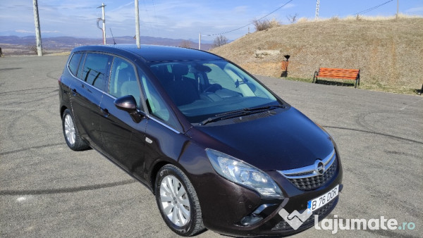 Opel Zafira C Tourer