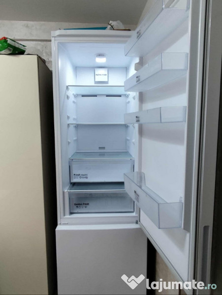 Combină Frigorifică Arctic.nouă