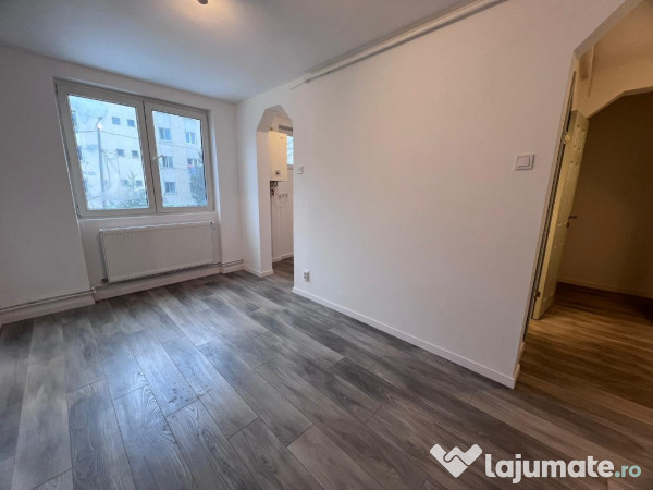 Apartament 2 camere,etaj1,zona Dacia 