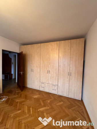 Apartament 3 camere de inchiriat, in zona Centrala - vedere 