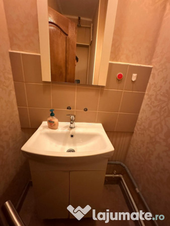 Apartament 3 camere de inchiriat, in zona Centrala - vedere 