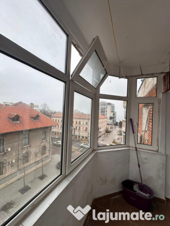 Apartament 3 camere de inchiriat, in zona Centrala - vedere 