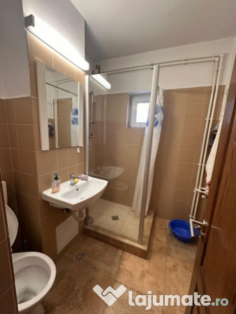 Apartament 3 camere de inchiriat, in zona Centrala - vedere 