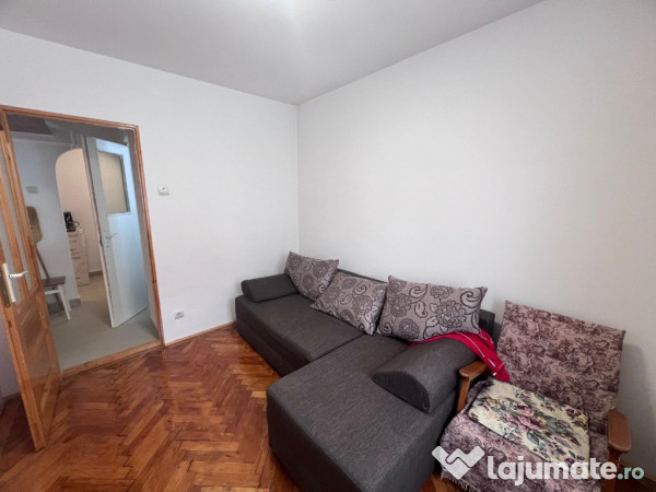 Apartament 2 camere,zona Liceul Auto