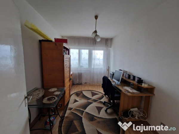 Apartament 3 camere, 69 mp, zona Ultracentral 