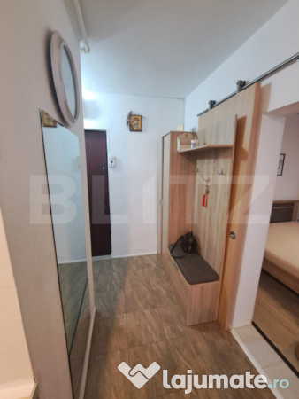 Garsonieră de vanzare, complet mobilată și utilata, 28 mp 