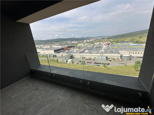 FILM!Boutique LUX, terasa cu view, design de colectie,dotari