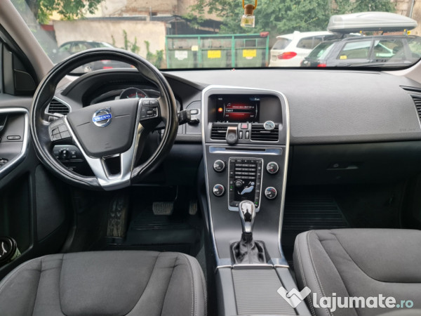 Volvo xc 60 autoturism