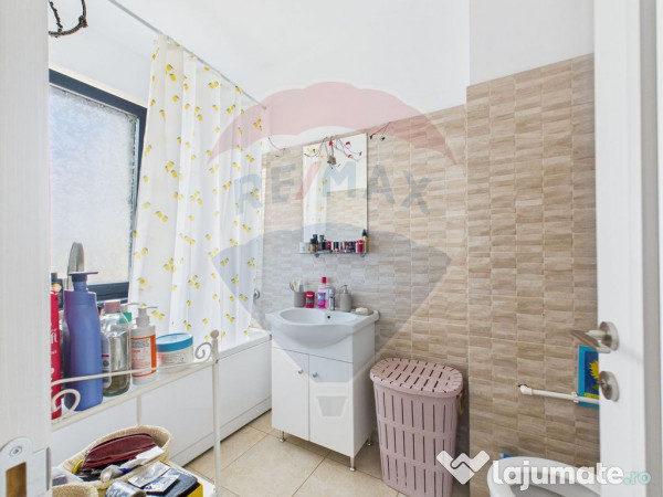 Casa familiala 5 camere, 4 bai, complex nou, Otopeni