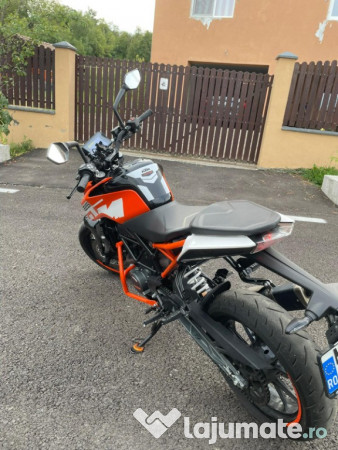 Motocicleta Ktm Duke 125 2018 