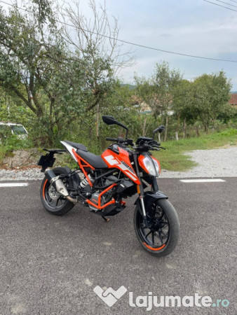 Motocicleta Ktm Duke 125 2018 