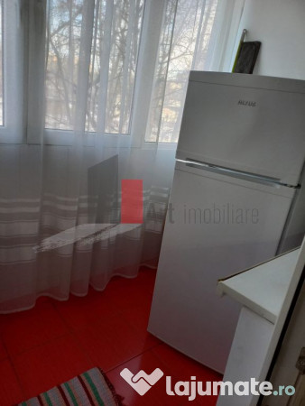 Garsoniera Drumul taberei mobilata si utilata 