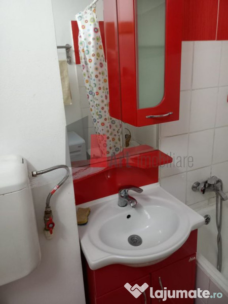 Garsoniera Drumul taberei mobilata si utilata 