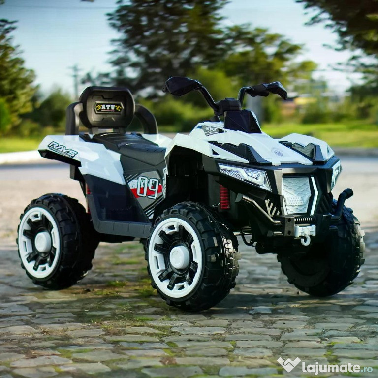 ATV electric pt. 2 copii 4x4 Kinderauto SuperOffroad V2 4x45W White