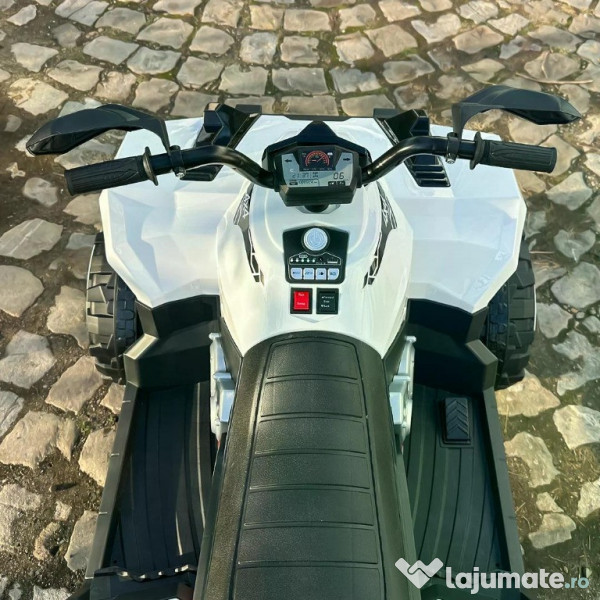 ATV electric pt. 2 copii 4x4 Kinderauto SuperOffroad V2 4x45W White