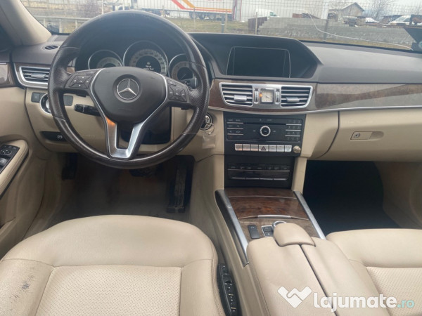 Mercedes 220 e 9g-tronic